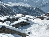 38-le village de l'echo pres de Bonneval